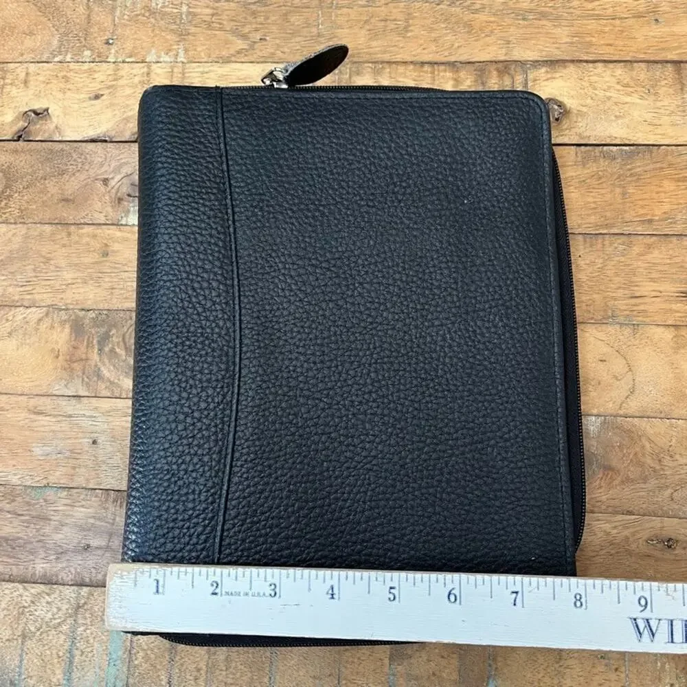 Franklin Covey Zip-Around Planner Black Leather 7-Ring Binder